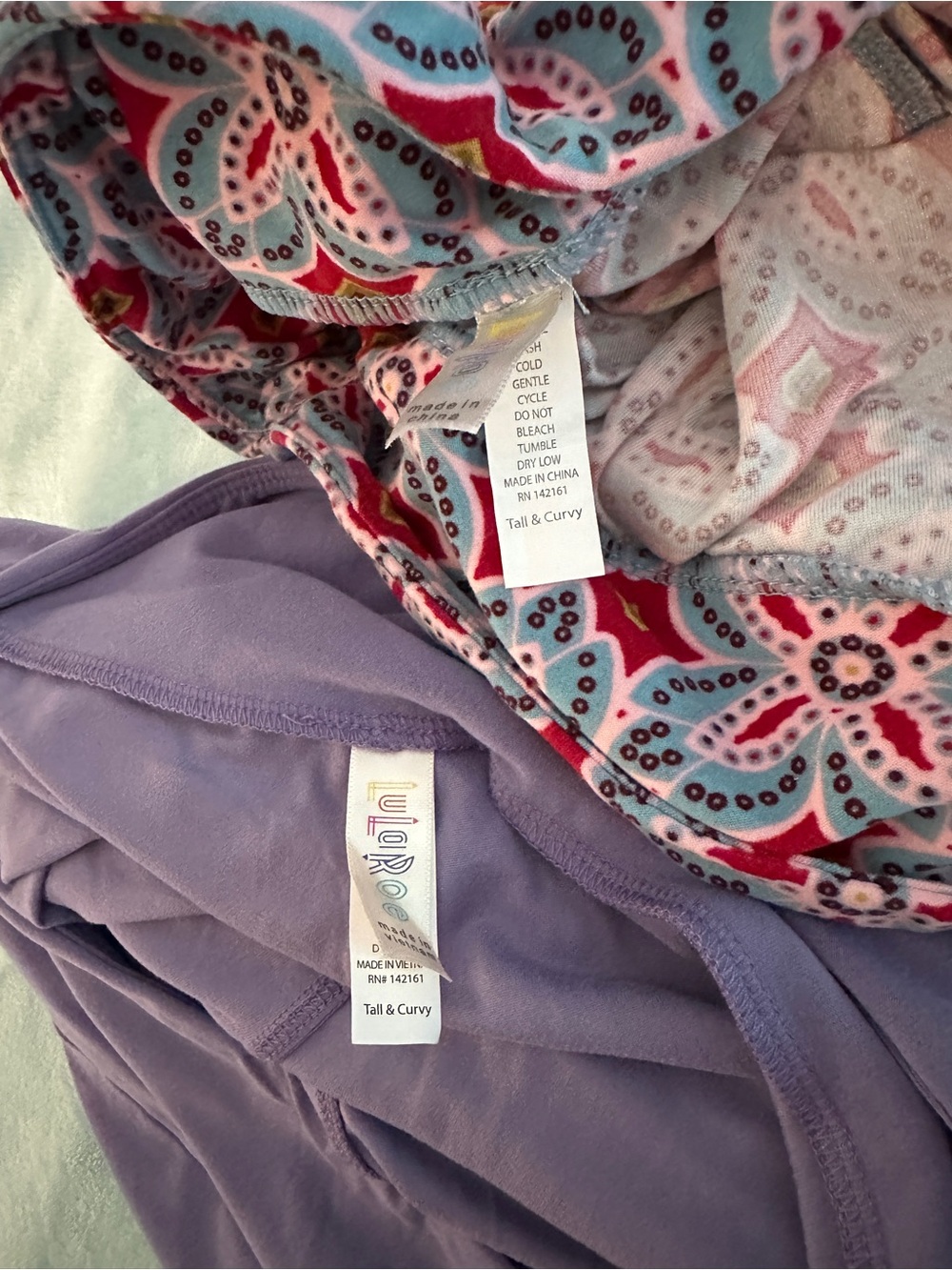 LuLaRoe Lavender & Multicolor Patterned Leggings - Floral, Paisley, Geometric - Picture 4 of 5
